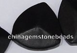 CBS19 15.5 inches 30*30mm triangle black stone beads wholesale