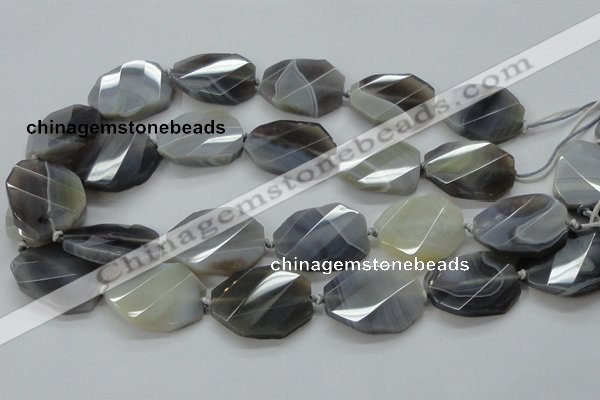 CAA263 25*30mm twisted & faceted octagonal grey line agate beads