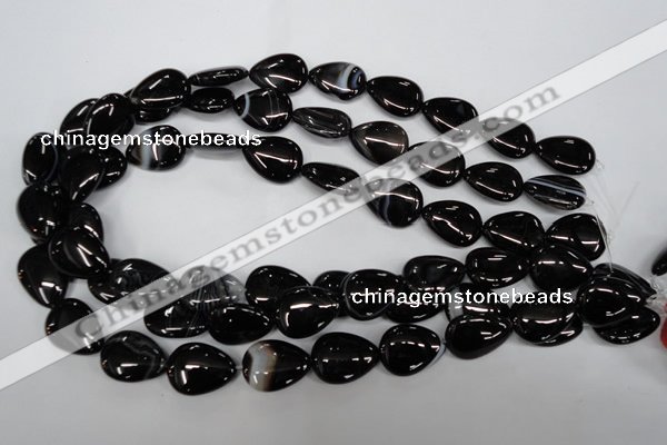 CAG2927 15.5 inches 15*20mm flat teardrop black line agate beads