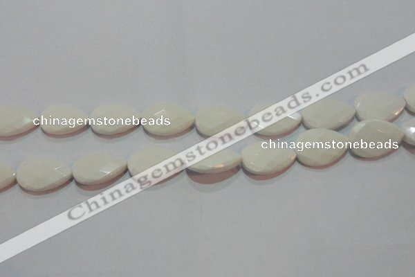 CAG7266 15.5 inches 13*18mm faceted flat teardrop white agate beads