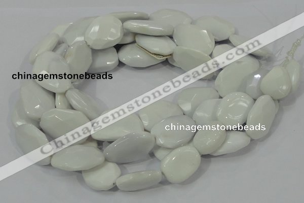 CAG730 15.5 inches 20*30mm faceted freeform white agate beads