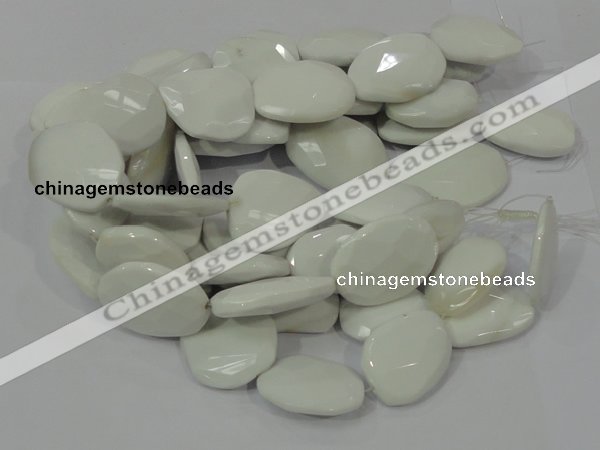 CAG731 15.5 inches 30*45mm faceted freeform white agate beads