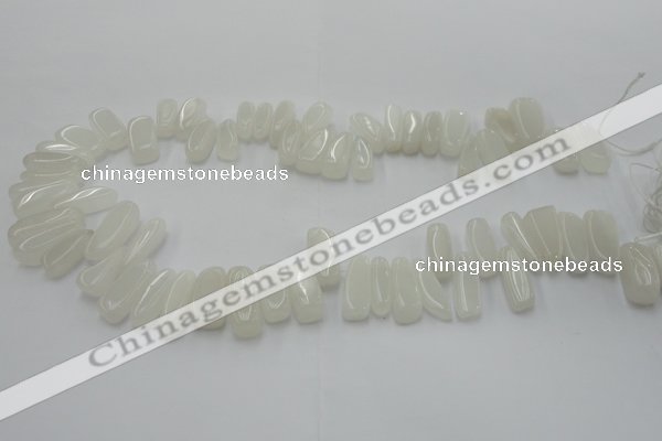 CCH407 15.5 inches 6*18mm - 10*22mm white jade chips beads