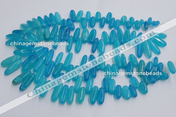 CCH500 15.5 inches 6*18mm - 8*25mm dyed white jade chips beads