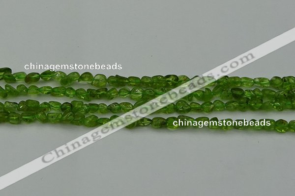 CCH675 15.5 inches 4*6mm - 5*8mm peridot gemstone chips beads