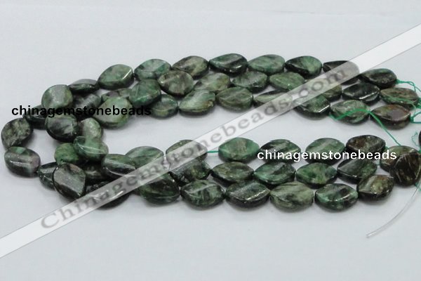 CEM28 15.5 inches 15*20mm twisted teardrop emerald gemstone beads