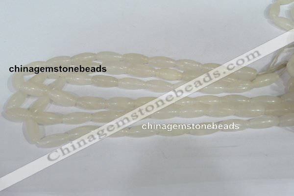 CFG551 15.5 inches 8*20mm carved rice white jade beads