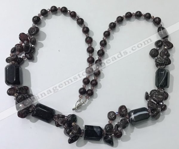 CGN315 27.5 inches chinese crystal,garnet & black agate beaded necklaces