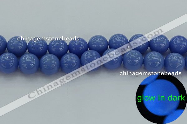 CLU117 15.5 inches 18mm round blue luminous stone beads