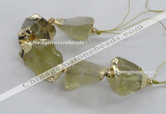 CNG2387 7.5 inches 15*25mm - 20*30mm nuggets lemon quartz beads