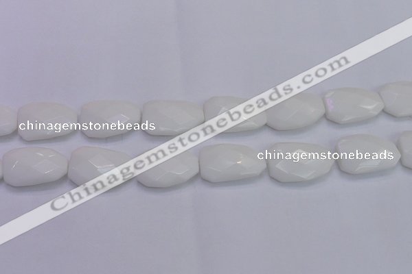 CTW507 15.5 inches 20*30mm faceted & twisted white porcelain beads