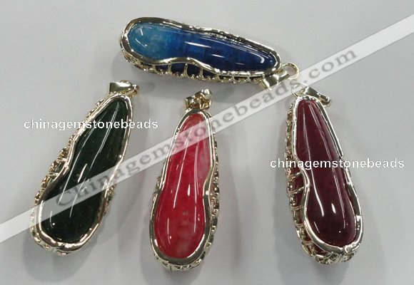 NGP1563 18*25*65mm teardrop agate with brass setting pendants