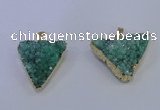 NGP4051 25*30mm – 30*35mm triangle druzy quartz pendants