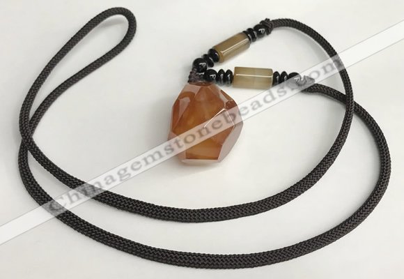 NGP5589 Agate nugget pendant with nylon cord necklace