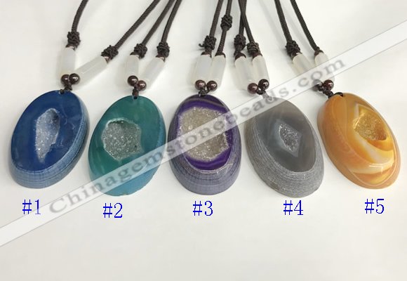 NGP5651 Agate oval pendant with nylon cord necklace
