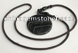 NGP5676 Agate flat round pendant with nylon cord necklace