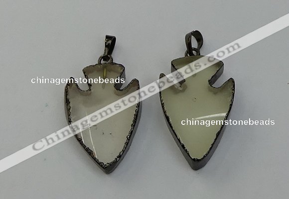 NGP6452 22*28mm - 25*35mm arrowhead lemon quartz pendants